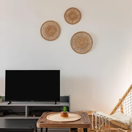 Apartment Charming T2 In Frouzins