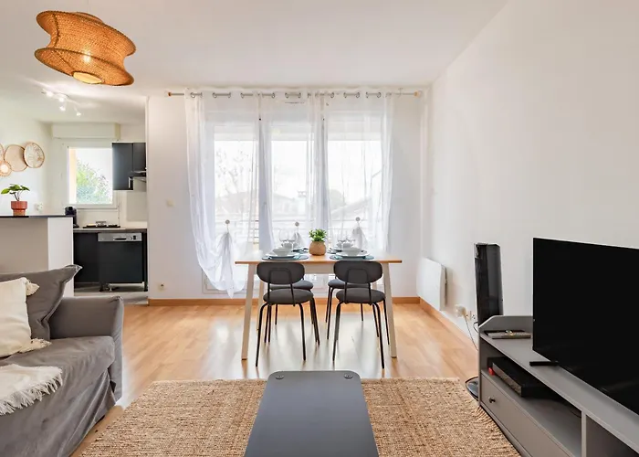 Charming T2 In Lejlighed *